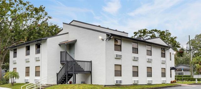 $400 | 452 Osceola Street | Hickory Square