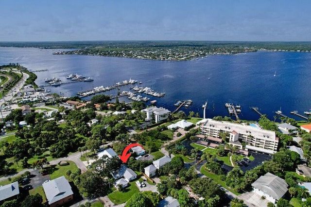 $799,000 | 514 Northwest Stuart Avenue | North River Shores