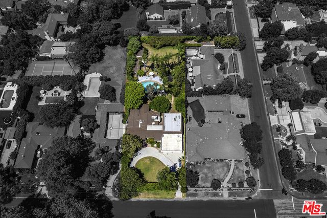 $3,995,000 | 4645 Ledge Avenue | Toluca Lake