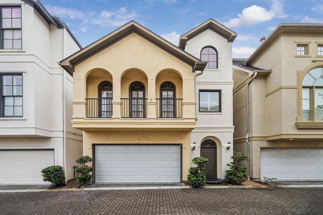 $525,000 | 9271 Buffalo Speedway | Braeswood Place