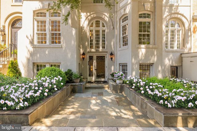 $1,095,000 | 1841 R Street Northwest, Unit 3 | Dupont Circle