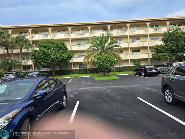 $150,000 | 2304 Lucaya Lane, Unit E1 | Wynmoor