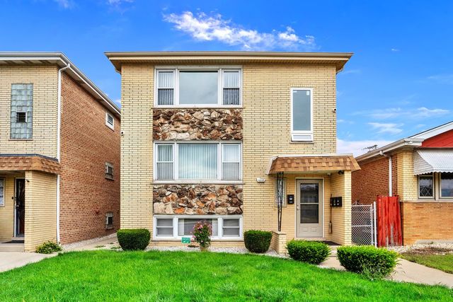 $2,000 | 4510 West 55th Street, Unit 1 | West Elsdon