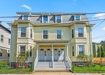 $3,595 | 11 Glenwood Avenue, Unit 1 | Cambridgeport