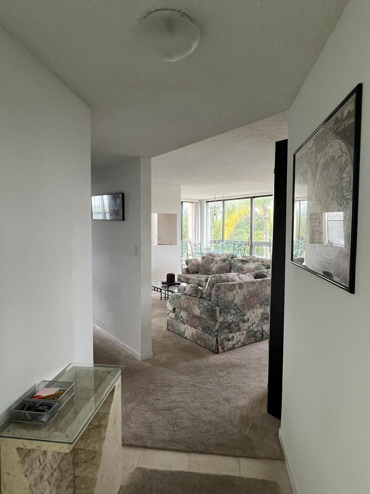 a view of livingroom with furniture