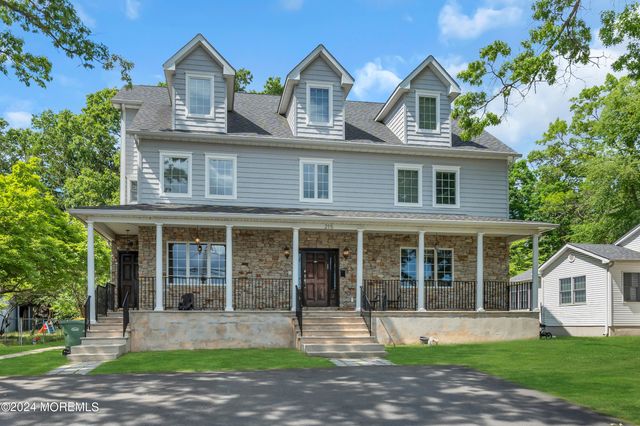 $2,699,900 | 215 10th Street | Lakewood