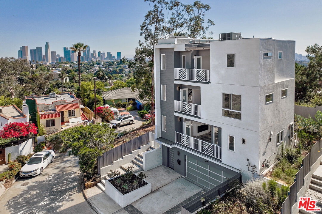 an aerial view of multiple house