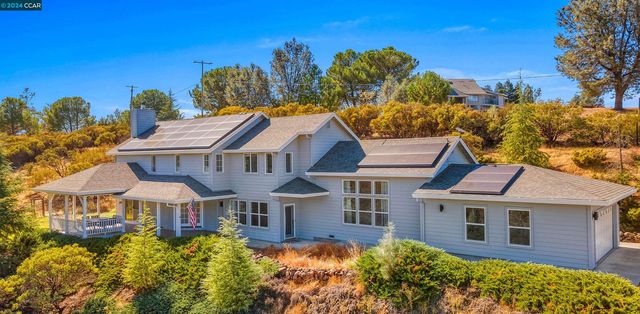 $899,500 | 1500 Hidden Bridge Road | El Dorado Hills