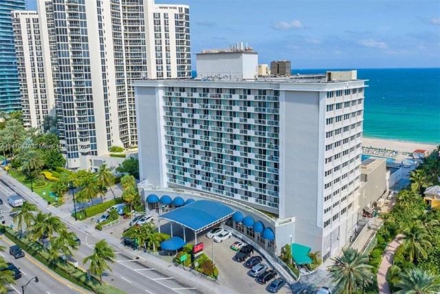 $1,750 | 19201 Collins Avenue, Unit 1022 | Sunny Isles Beach