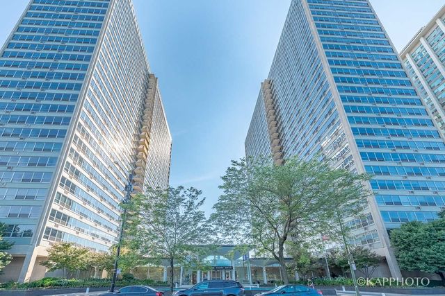 $1,900 | 3550 North Lake Shore Drive, Unit 1128 | Lake View East