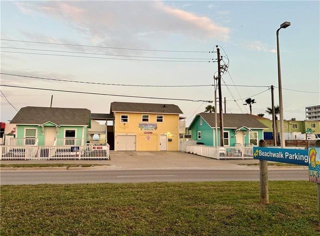 $1,450,000 | 3302 Surfside Boulevard | Downtown Corpus Christi