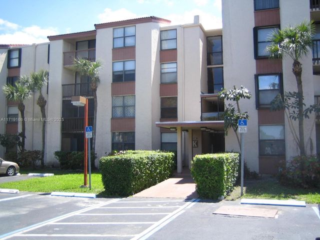 $2,400 | 14525 North Kendall Drive, Unit J408 | Kendale Lakes