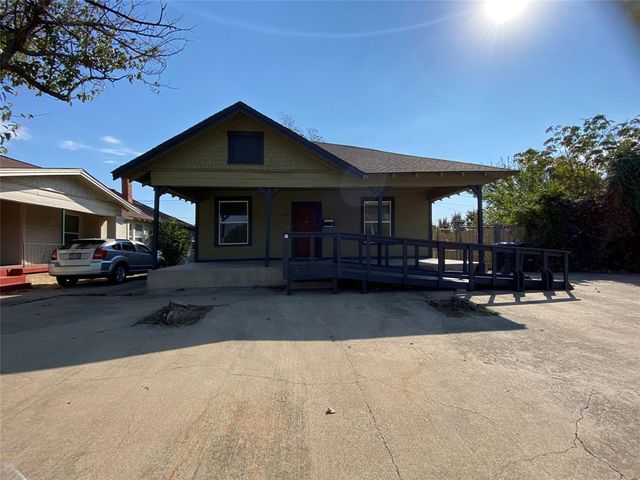 $1,595 | 3409 Hemphill Street | Worth Heights