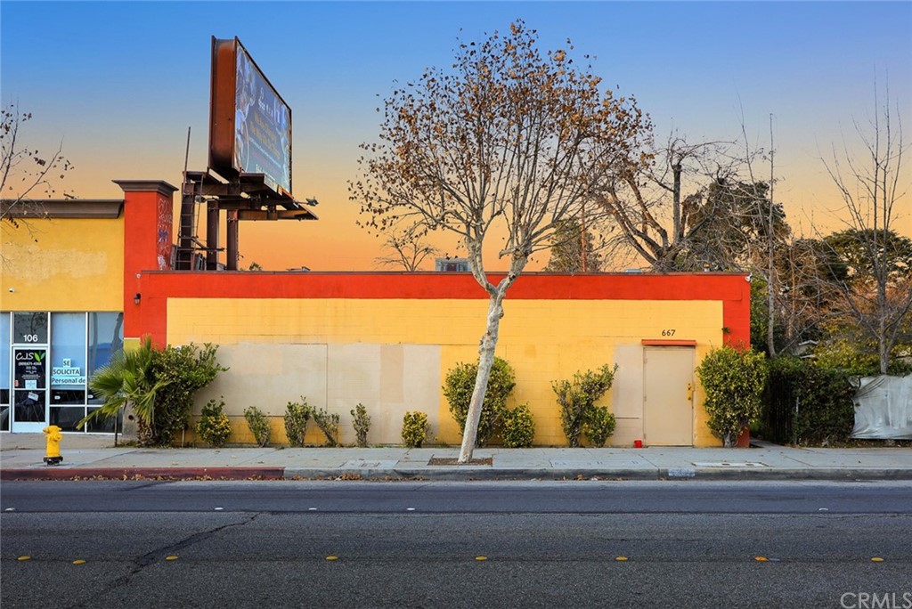 Basketball paraphernalia editorial photography. Image of city