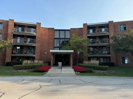 $193,000 | 1415 East Central Road, Unit 303A | Arlington Heights