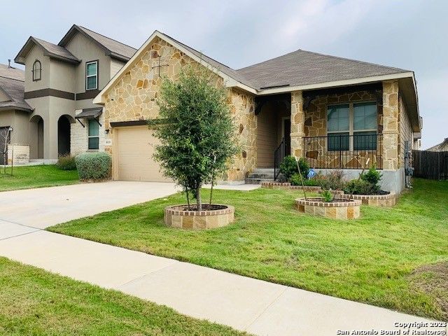 $1,850 | 8919 Arundal Garden | East San Antonio