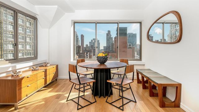 $7,175 | 201 East 69th Street, Unit 4S | Lenox Hill