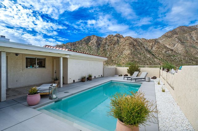 $829,900 | 53680 Avenida Montezuma | Santa Carmelita at Vale la Quinta