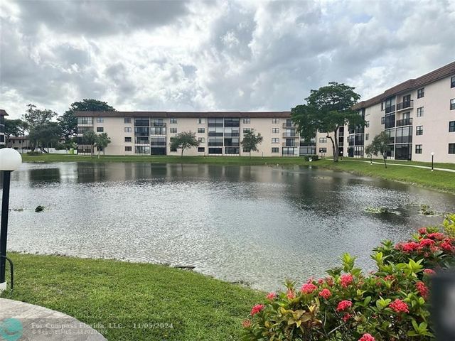 $250,000 | 4970 East Sabal Palm Boulevard, Unit 412 | Tamarac