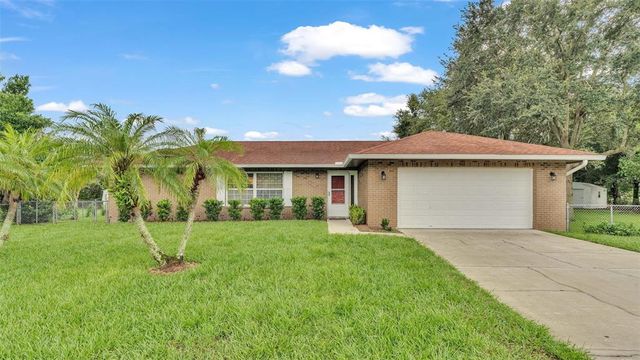 $450,000 | 2111 Groveglen Lane South | Lakeland Highlands