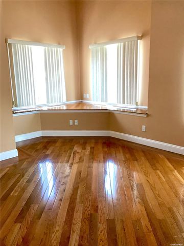 $2,700 | 14-02 150th Street | Whitestone