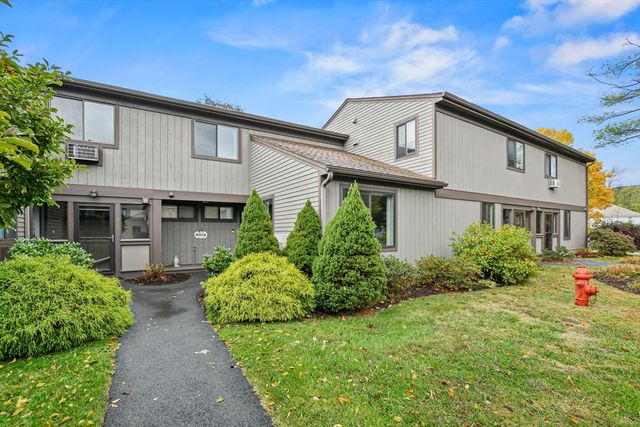 $369,999 | 231 South Hemlock Lane, Unit 231 | Williamstown Center