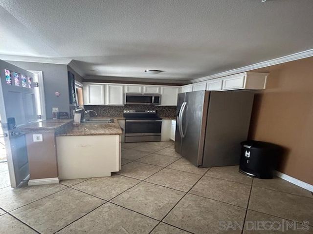 $2,850 | 3550 Sunset Lane, Unit 13 | San Ysidro