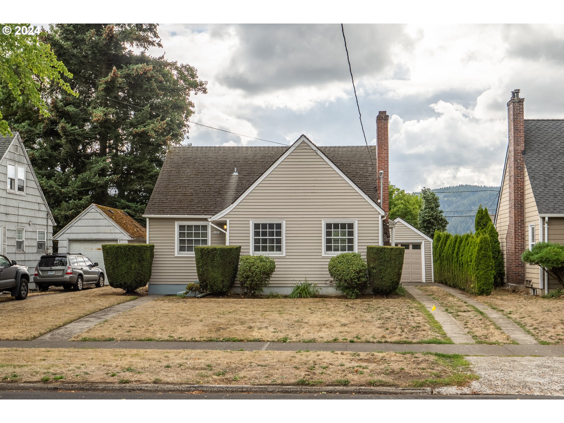 a view of a house with a patio