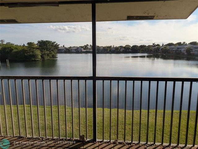 $180,000 | 3200 Northwest 46th Street, Unit 207 | Three Lakes