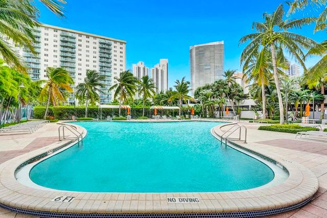 $525,000 | 19380 Collins Avenue, Unit 311 | Sunny Isles Beach