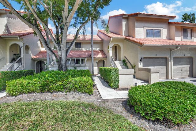 $339,000 | 5520 Coach House Circle, Unit C | Southwest Boca Raton