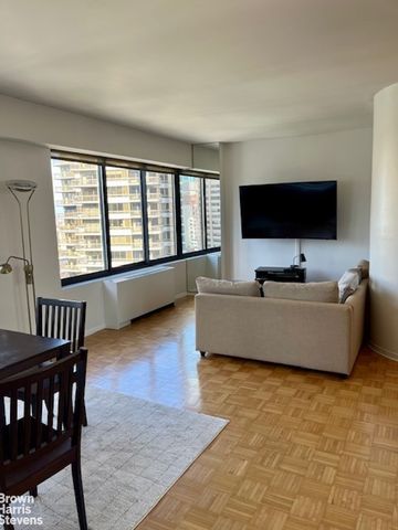 $5,000 | 200 East 61st Street, Unit 34C | Lenox Hill