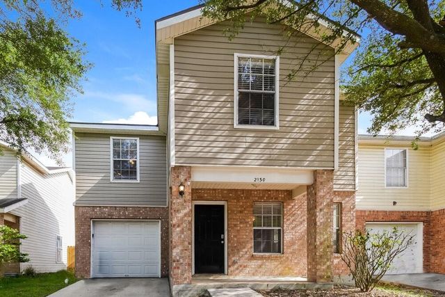 $1,740 | 2130 Whittier Drive | Greenbriar Colony