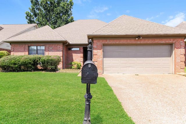 $1,915 | 6853 Theda Cove | Millington