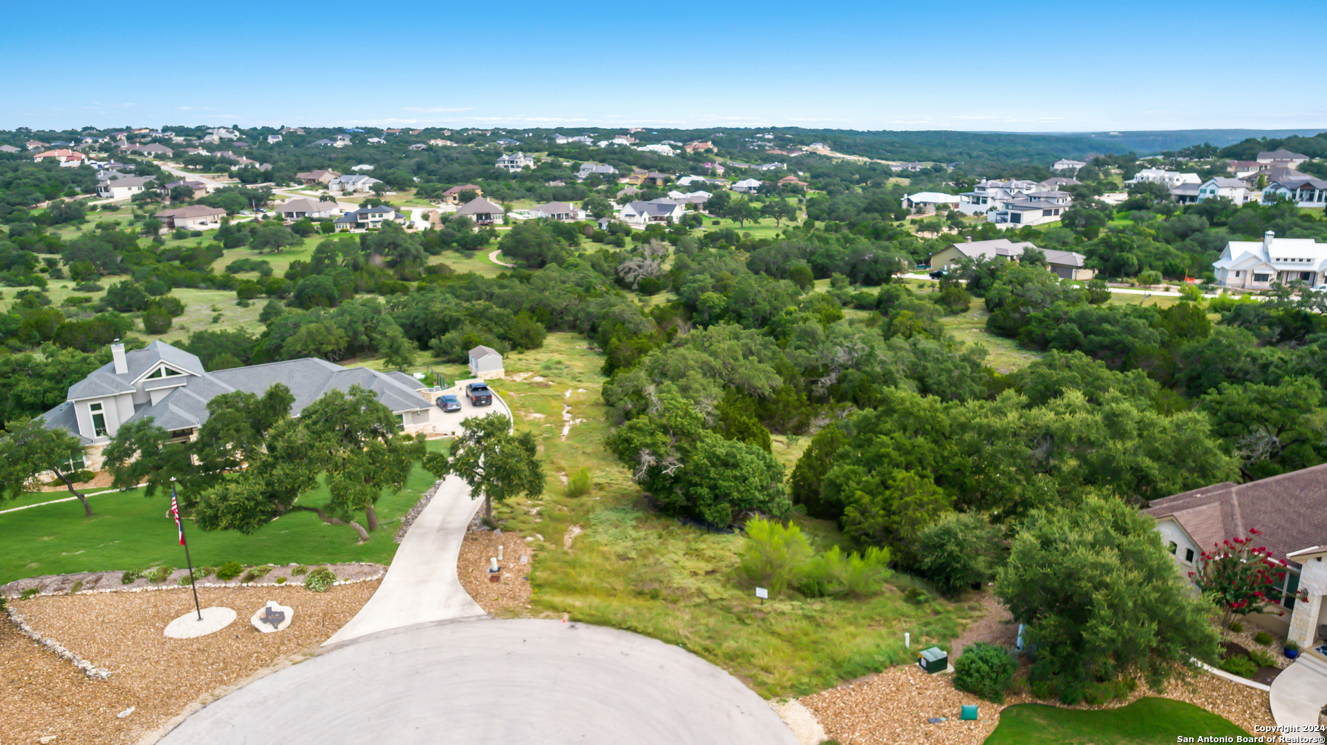 an aerial view of multiple house