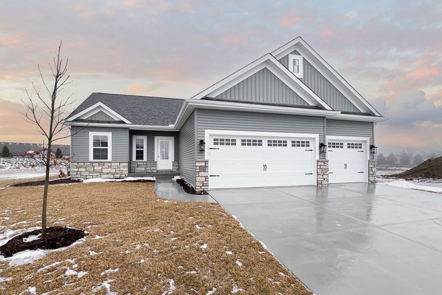 $459,900 | 22 Stonehouse Court | Bloomington