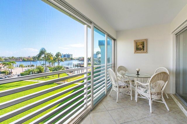 $339,900 | 921 Spanish Circle, Unit 337 | Pelican Harbor