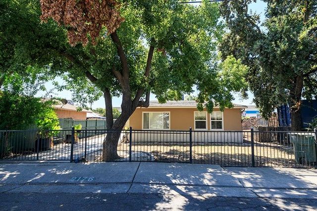 $370,000 | 2176 East Lindsay Street | East Stockton