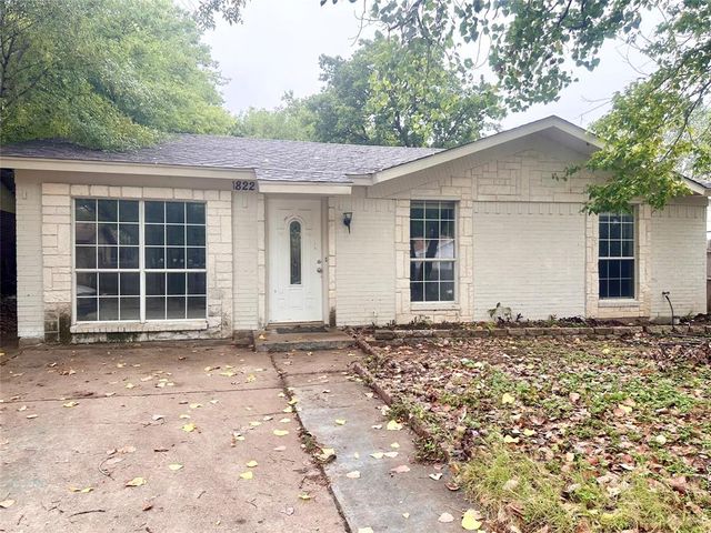 $279,900 | 1822 Granada Avenue | Grand Prairie