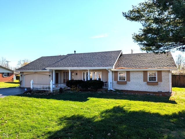 $249,900 | 4557 West Glenwood Drive | Pleasant View Village