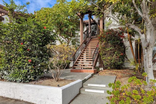 $775,000 | 6957 Sandpiper Place | Rancho La Costa