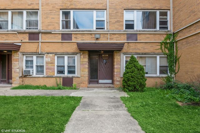 $169,000 | 6819 North Seeley Avenue, Unit 2A | West Rogers Park