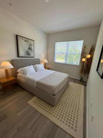 $2,200 | 1230 Southstation Orlando, Unit 214 | Lawsona- Fern Creek