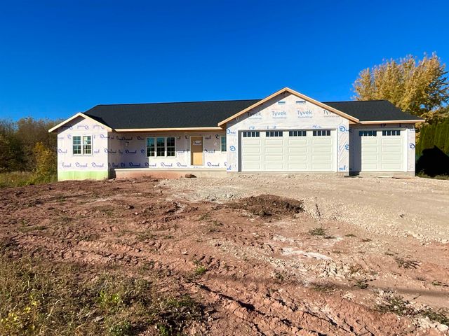 $419,900 | W3237 County Road West | Calumet