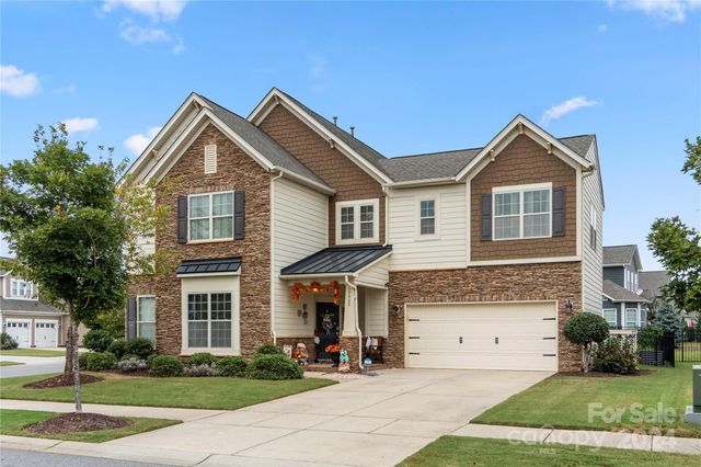 $689,900 | 13929 Tilesford Lane | Huntersville