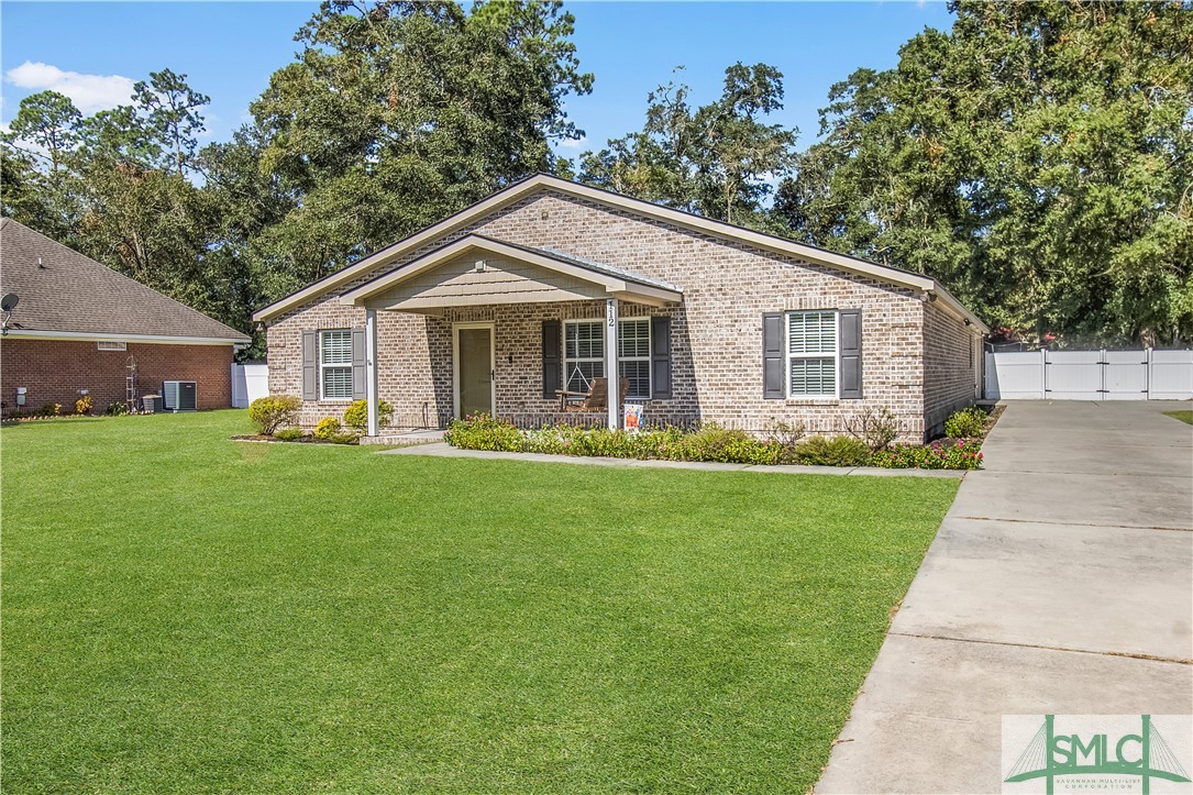 Beautiful all brick home in a great neighborhood!