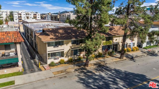 $7,840,000 | 5020 Tujunga Avenue | North Hollywood