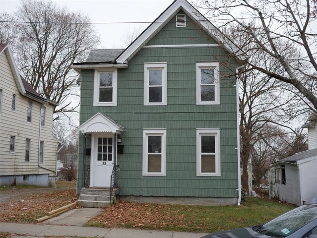 $1,350 | 72 Broome Second Floor Street | Binghamton Town