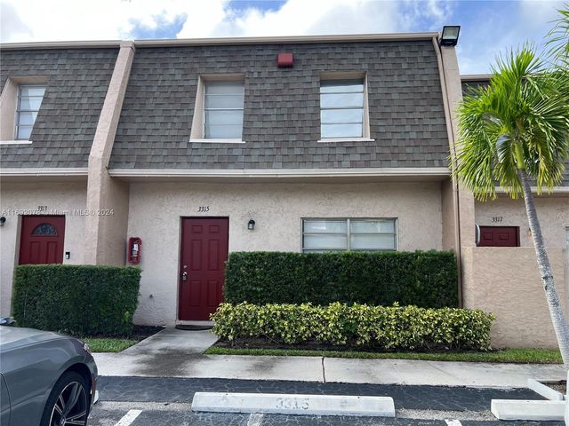 $2,800 | 3315 Mallard Close, Unit 49 | Northwest Pompano