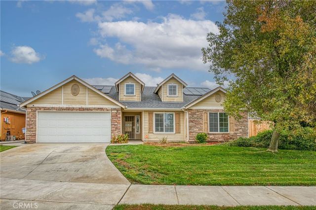 $445,000 | 1203 North Kaplan Place | Hanford